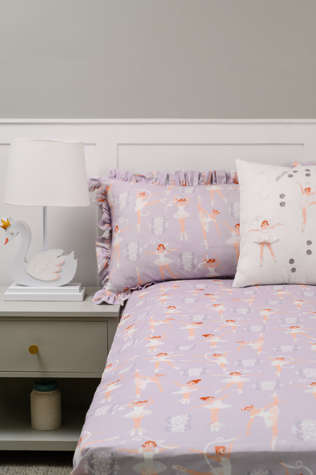 Petite Ballerina - Soft Lilac Organic Cotton Bedsheet Set