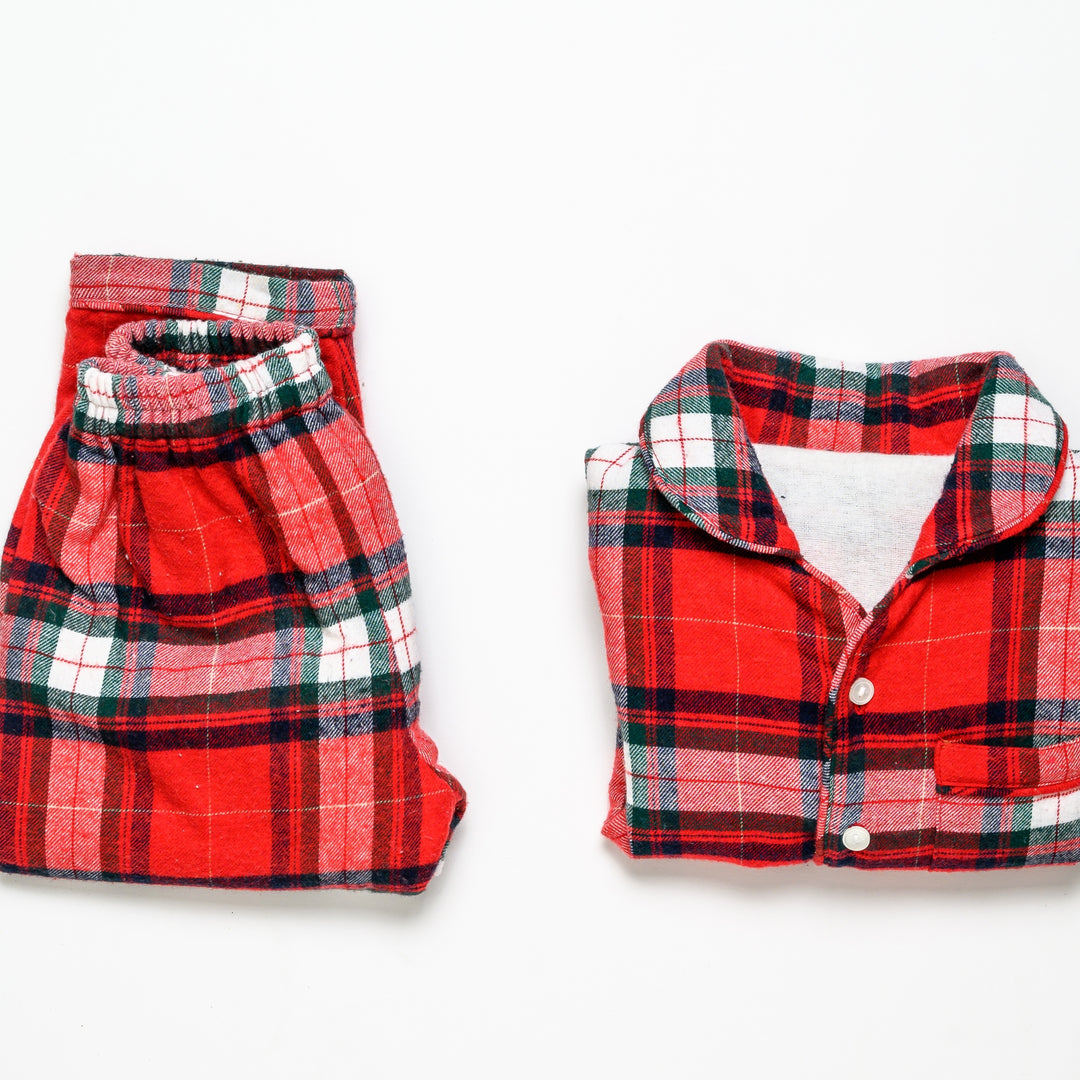 Scotland Red Winter Nightsuit