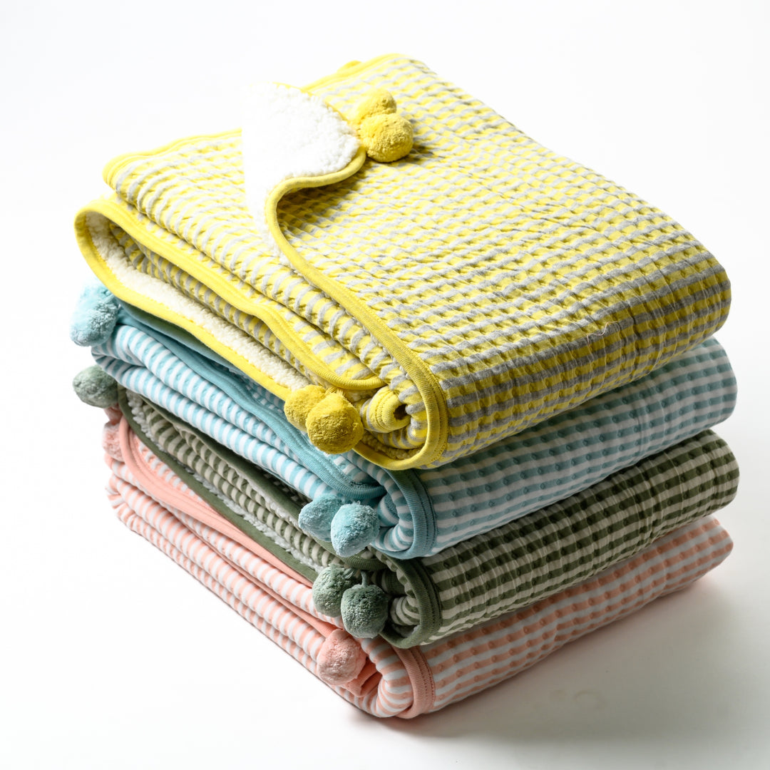 Cool Blue Knit Quilted Blanket with Sherpa