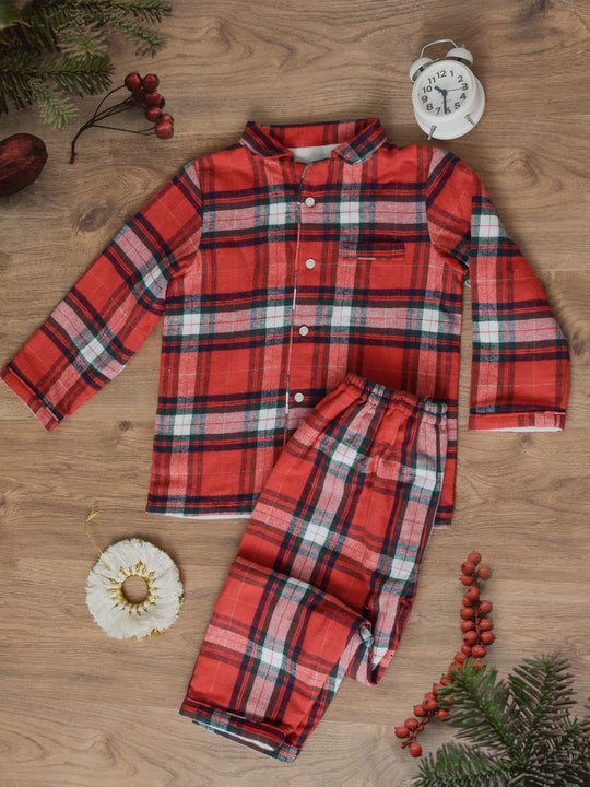 Scotland Red Winter Nightsuit