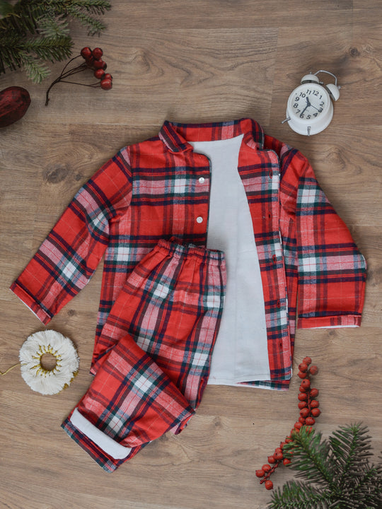 Scotland Red Winter Nightsuit